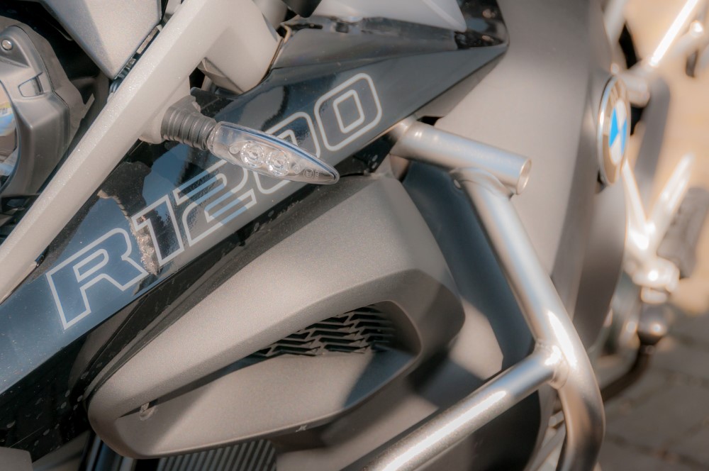 BMW Short-term lease and motorcycle hire service